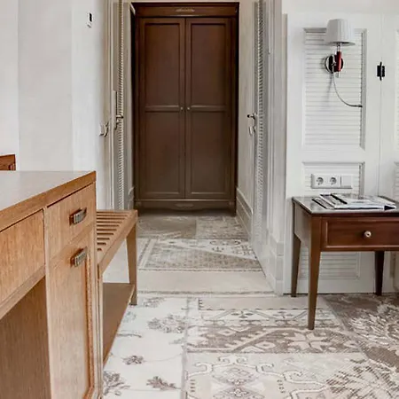 Ribas Duke Boutique Готель 5*